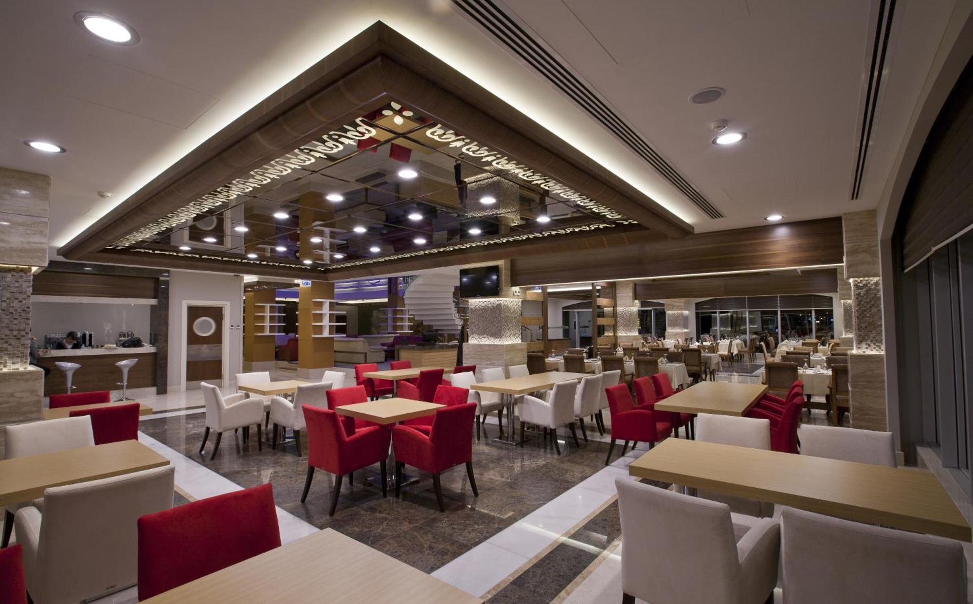 Fourway Hotel&Spa Dortyol Экстерьер фото